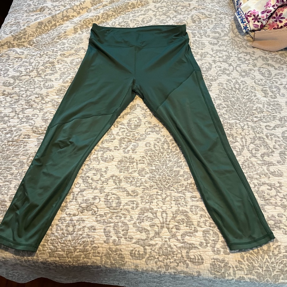 Green Athletic Leggings